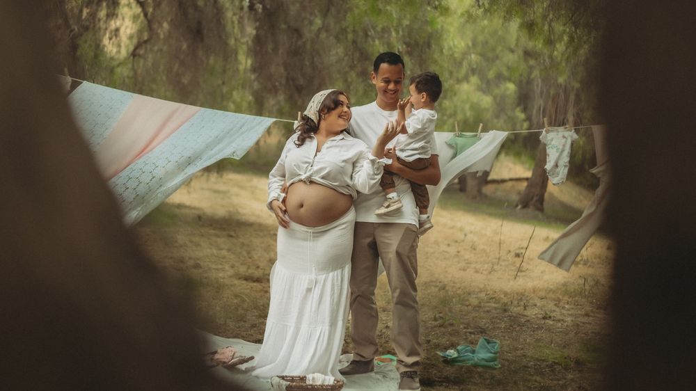 Retro cinematic maternity laundry themed photography in Los Angeles California