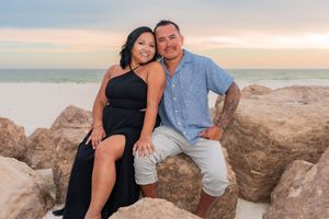 St Pete Beach-Family-sunset photo session with BE Jazy Photography-St Pete Beach-vaction Photographer