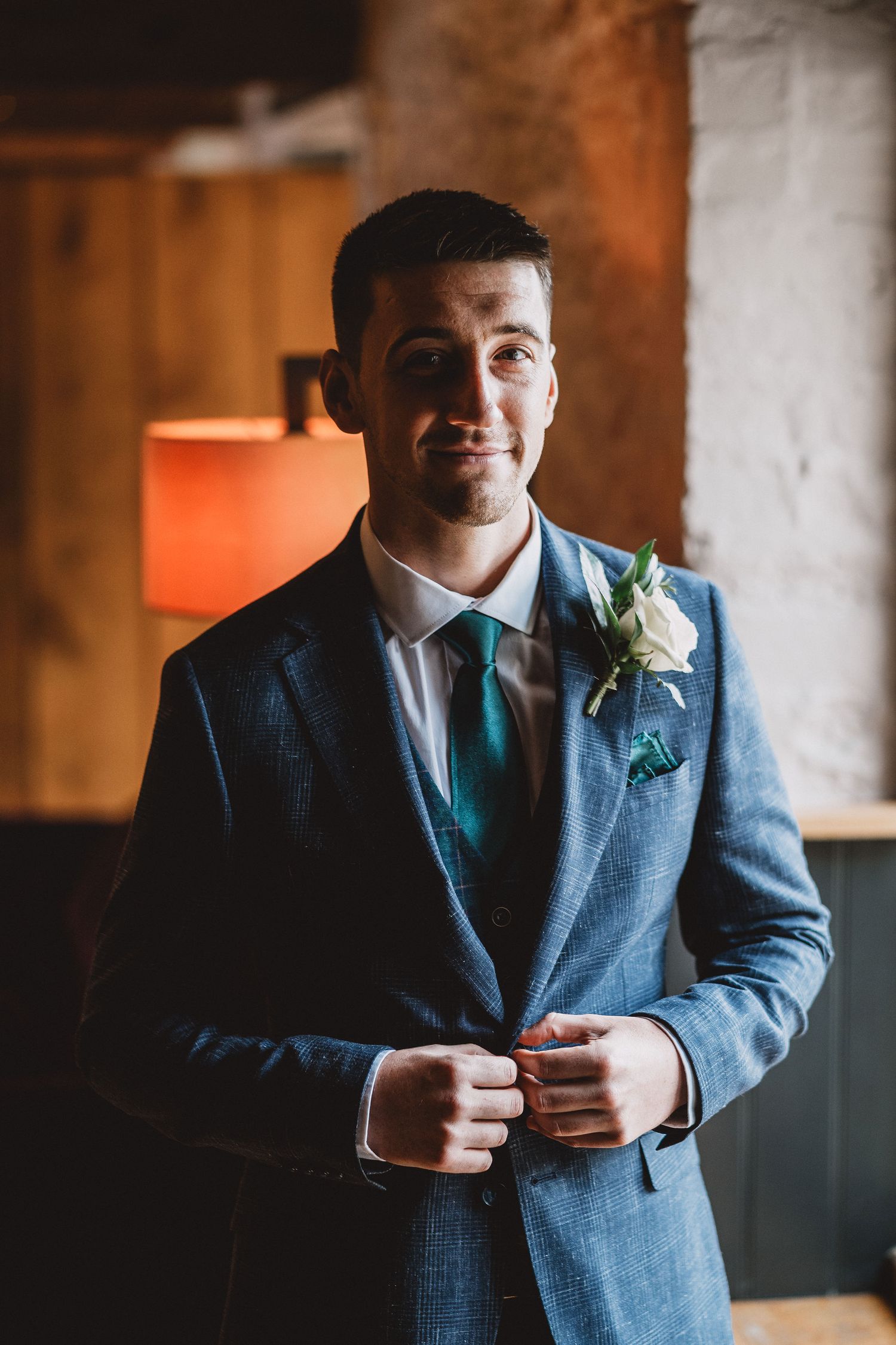 groom portrait