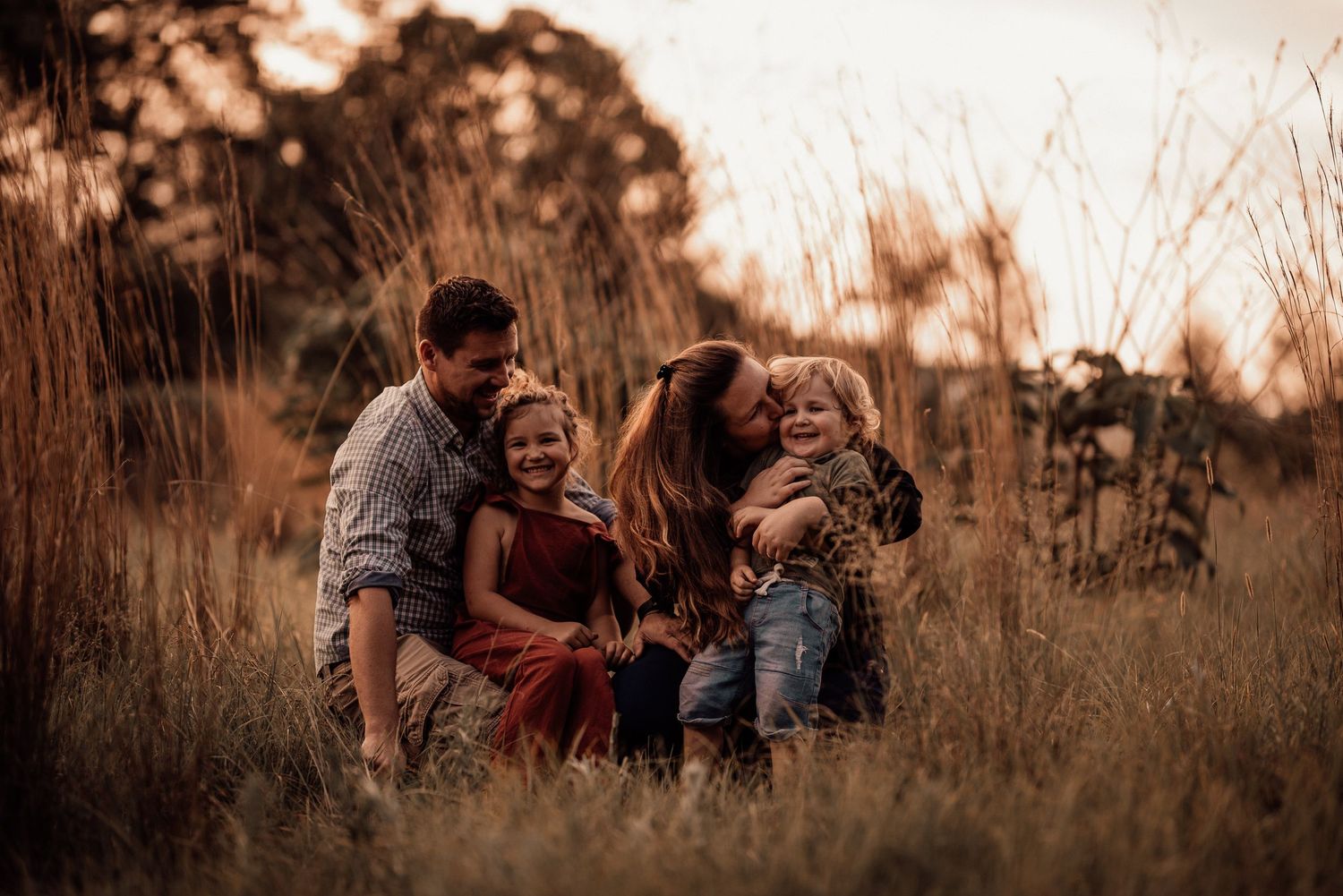 Outdoor family photoshoot in Johannesburg at golden hour