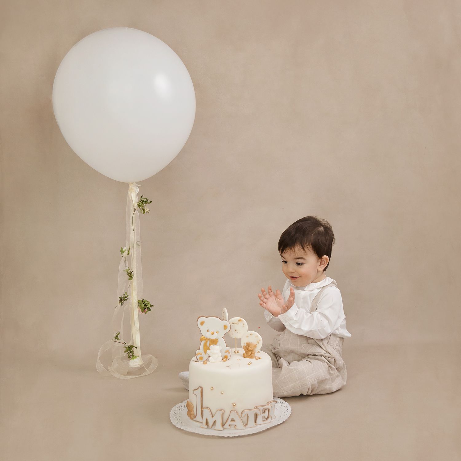 Sedinta foto cake smash Timisoara - studio