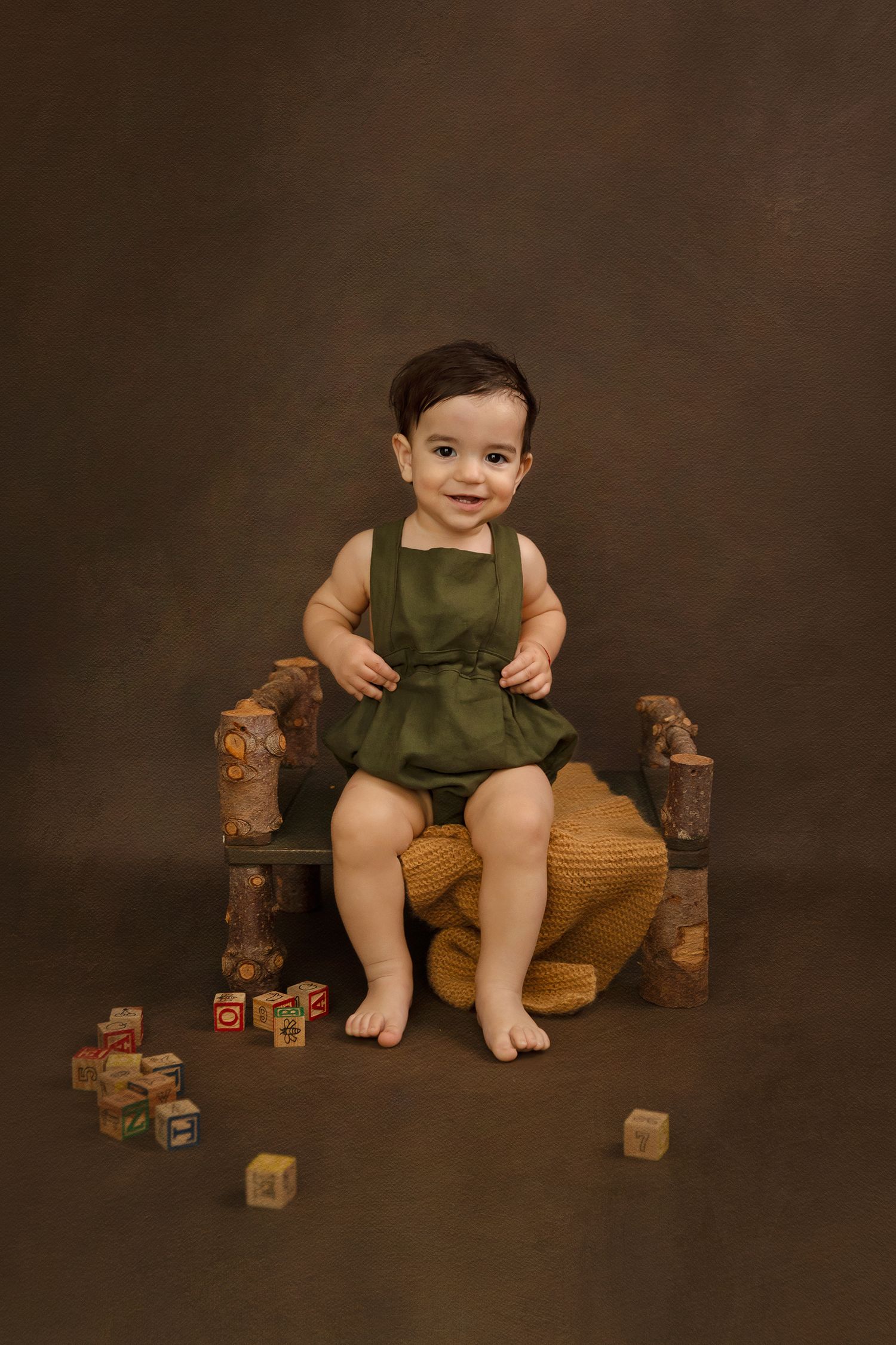 Sedinta foto cake smash Timisoara - studio
