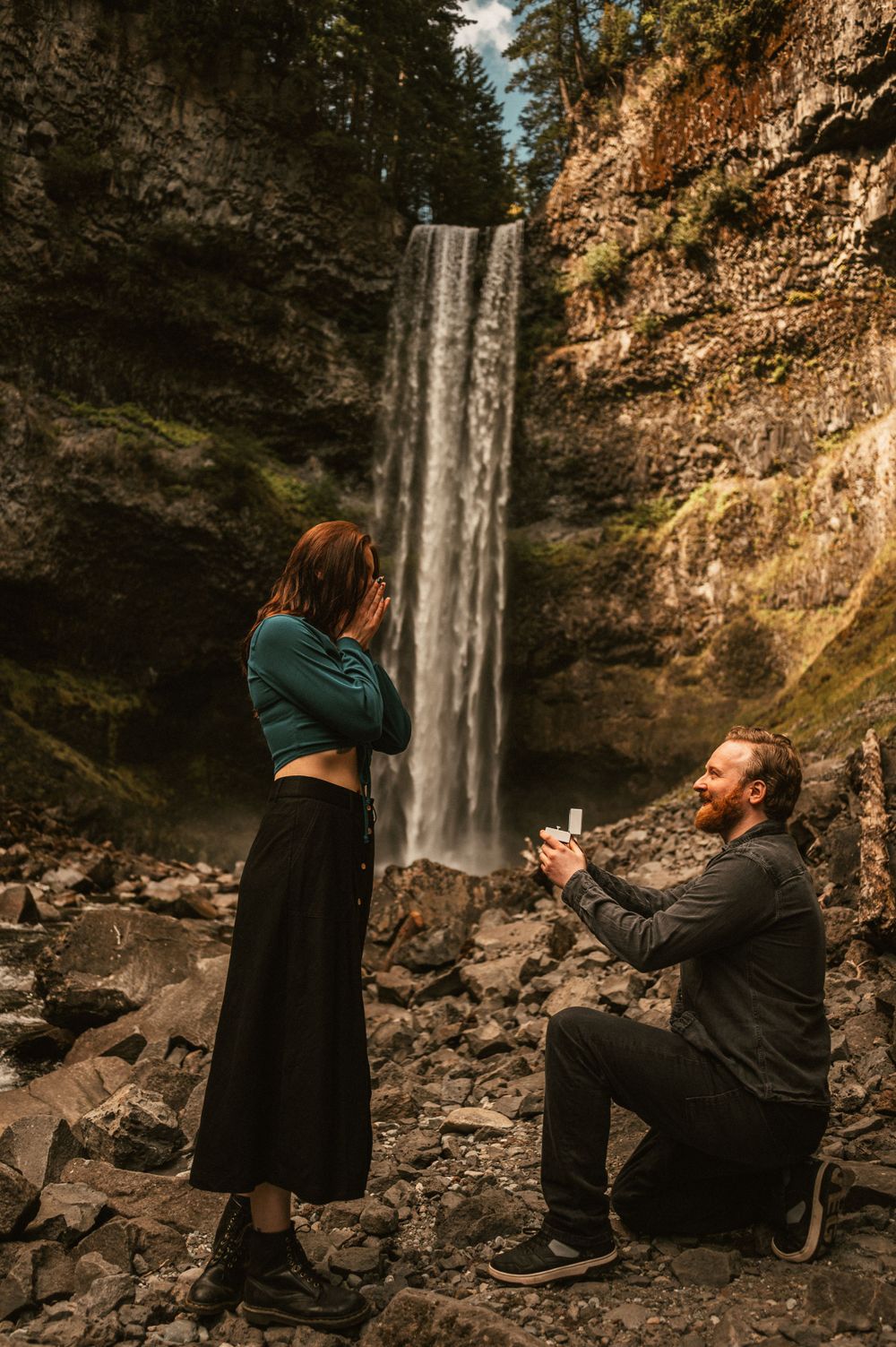 Waterfall Proposal Lifestyle Outdoor Couple Photoshoot in Vancouver by Marina Dams