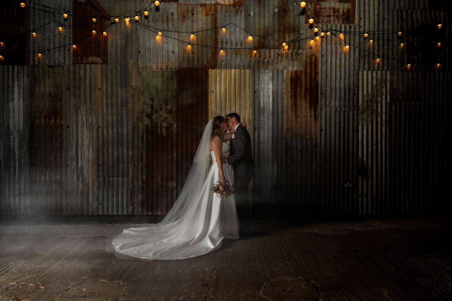 Torquay based wedding photographer, Kayleigh Specter Wedding Photography, specialising in bold and vibrant photos. Covers the South West.