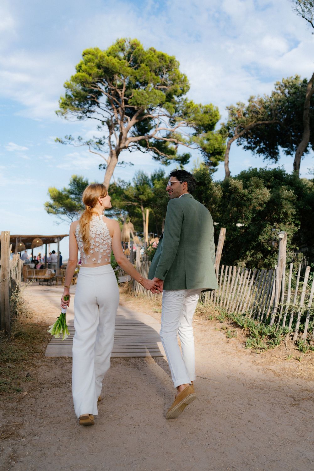 Photo d'une séance couple à en bord de mer, sur la Presqu'île de Giens.