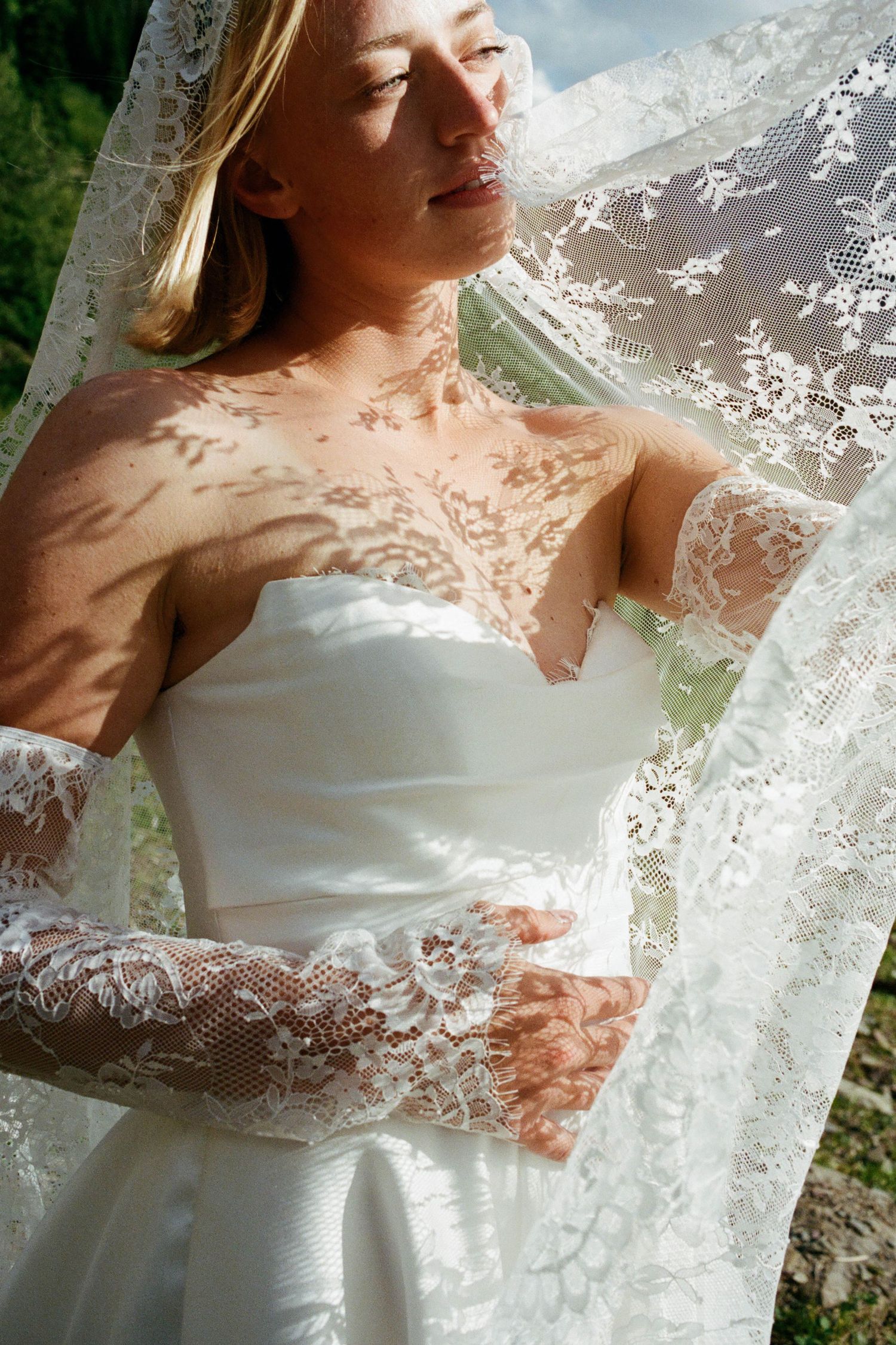 simple jewel tone wedding flay lat
