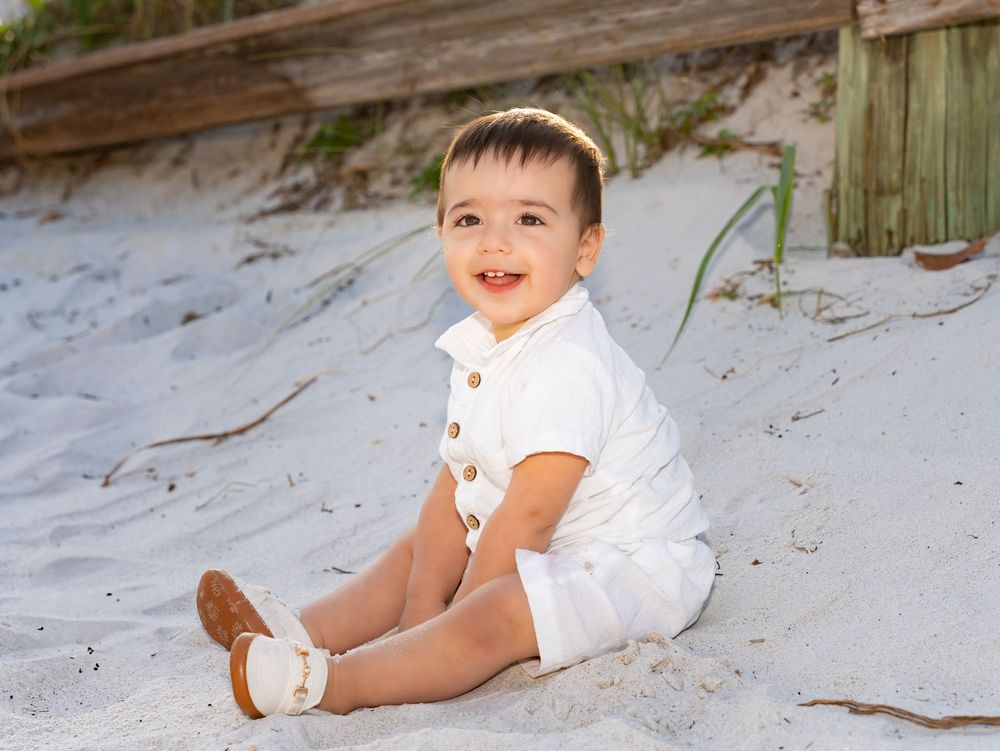 St Pete Beach-Family-sunset photo session with BE Jazy Photography-St Pete Beach Photographer