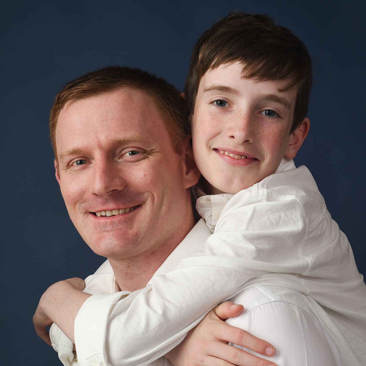 Abigail’s Studio session capturing candid family moments full of love and laughter