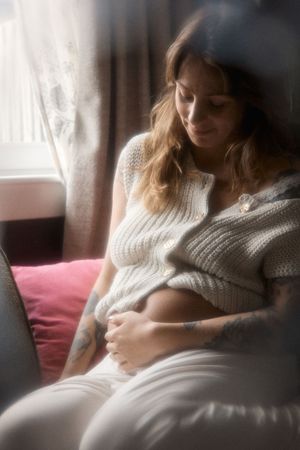 Maternity and Newborn photographer & videographer in Edinburgh, Glasgow and Fife