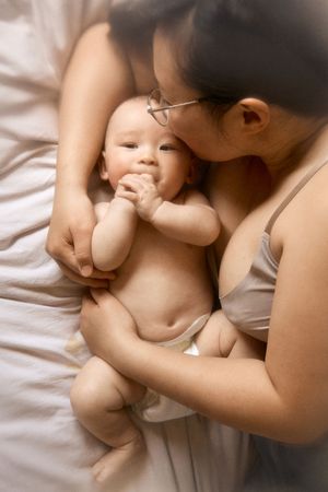 Maternity and Newborn photographer & videographer in Edinburgh, Glasgow and Fife