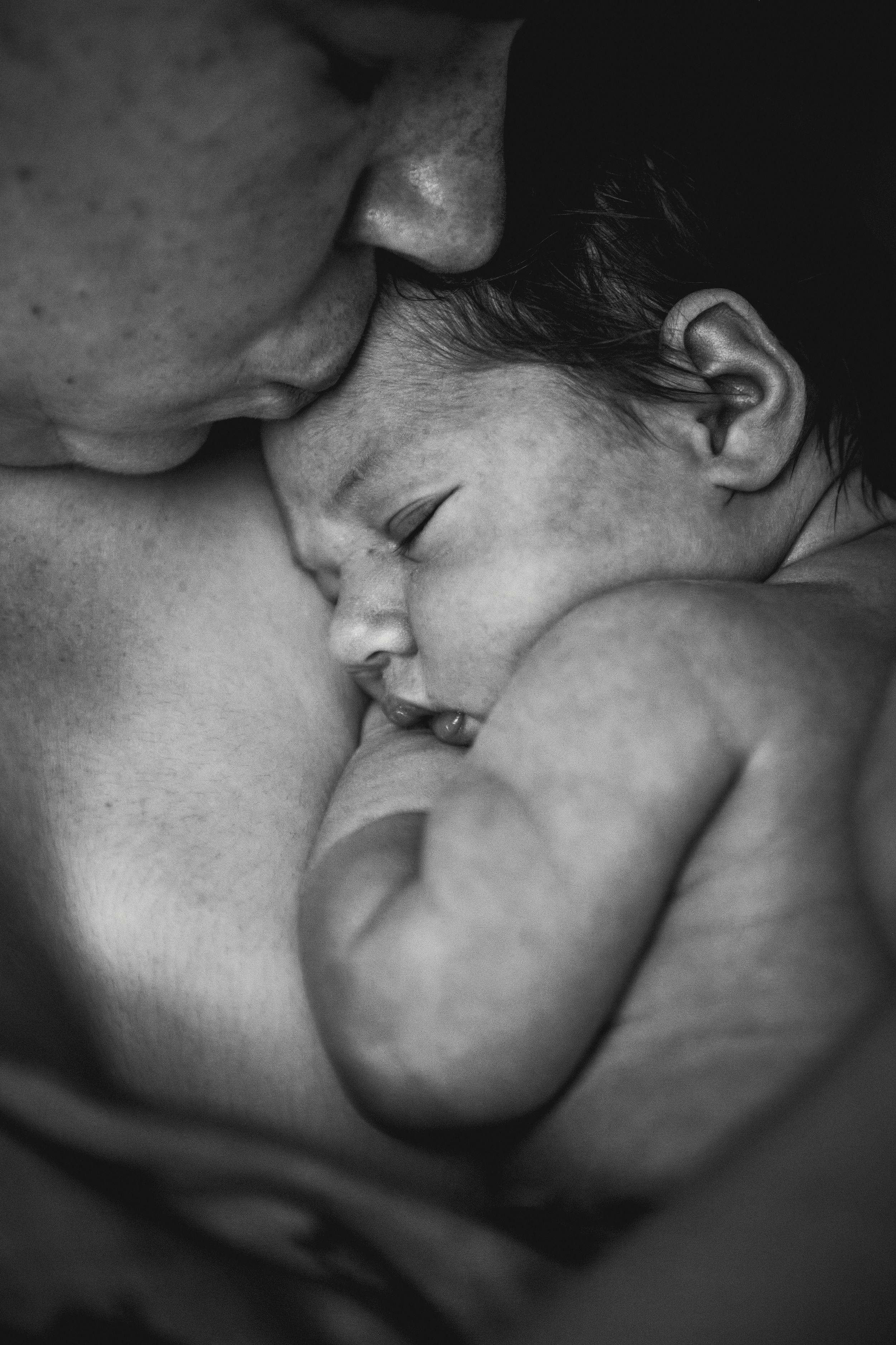 Maternity and Newborn photographer & videographer in Edinburgh, Glasgow and Fife