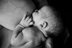 Maternity and Newborn photographer & videographer in Edinburgh, Glasgow and Fife