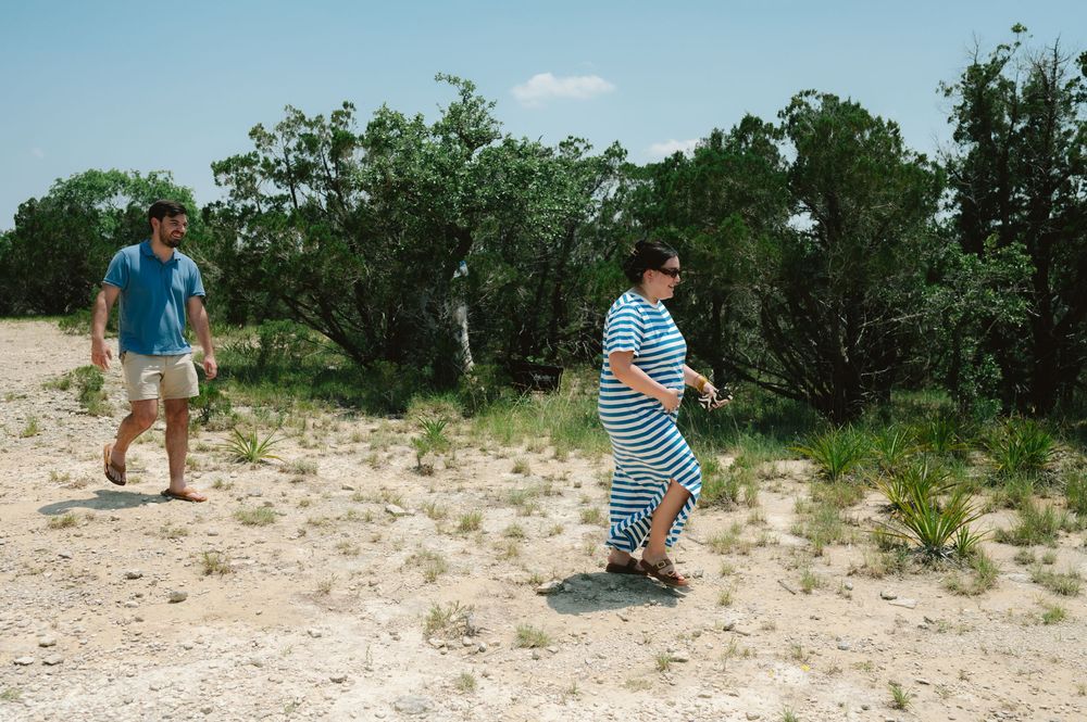 Surprise proposal and engagement photography in Canyon Lake, Texas