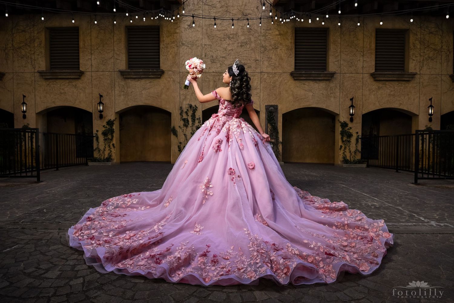 Fotolilly Photography quinceañera session only capturing beautiful portraits for families celebrating without a quince event