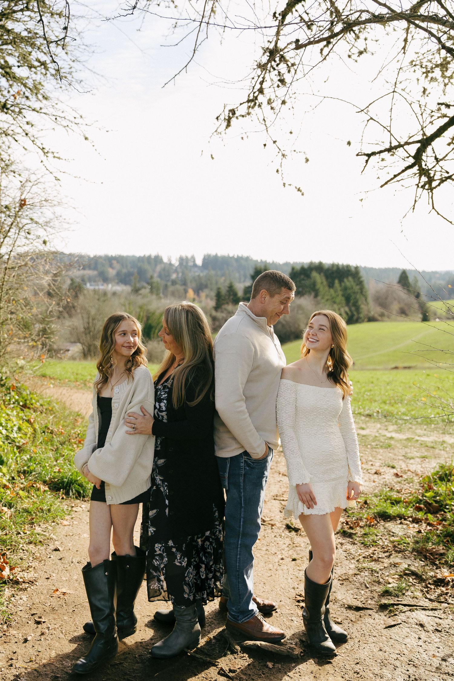 Storytelling Family Photographer in Oregon. Documentary Oregon based photographer. 35mm and Digital Photography.