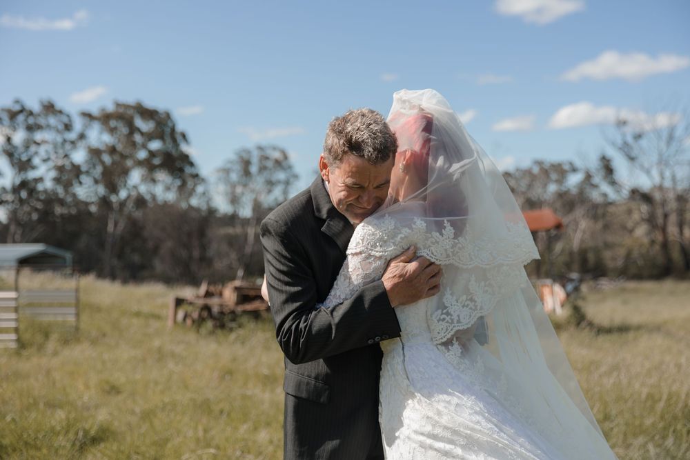Bride sharing a quiet moment with her father in a country home before a private property wedding ceremony in South Coast NSW