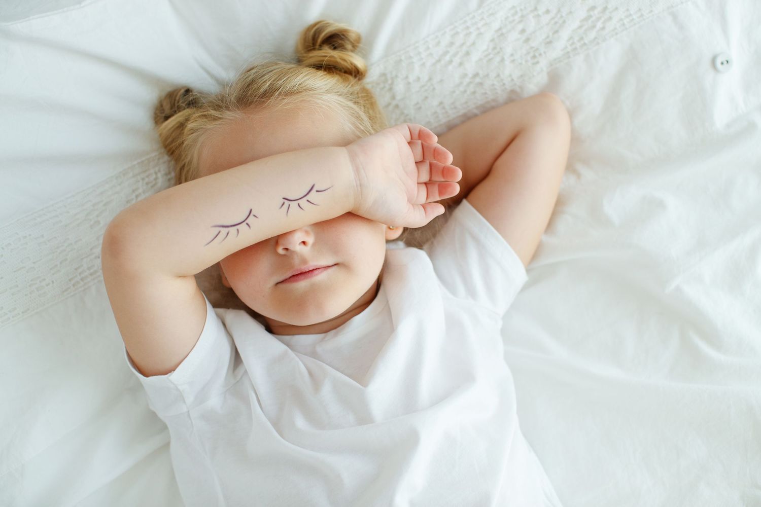 toddler, sleep routine, relaxed, home, family