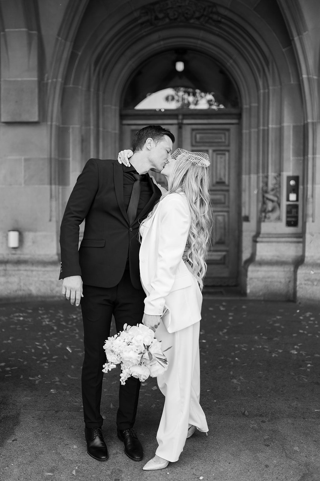 Everything you need to know about Swiss Civil Weddings - Alles über Zivile Hochzeiten in der Schweiz
