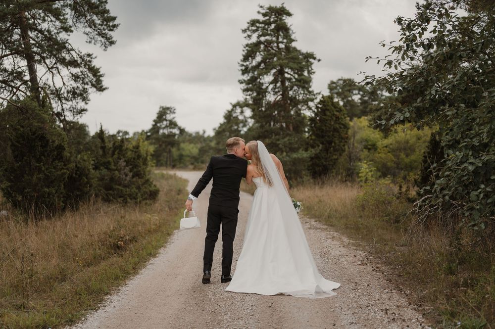 bröllopsfotograf gotland . gumbalde restort