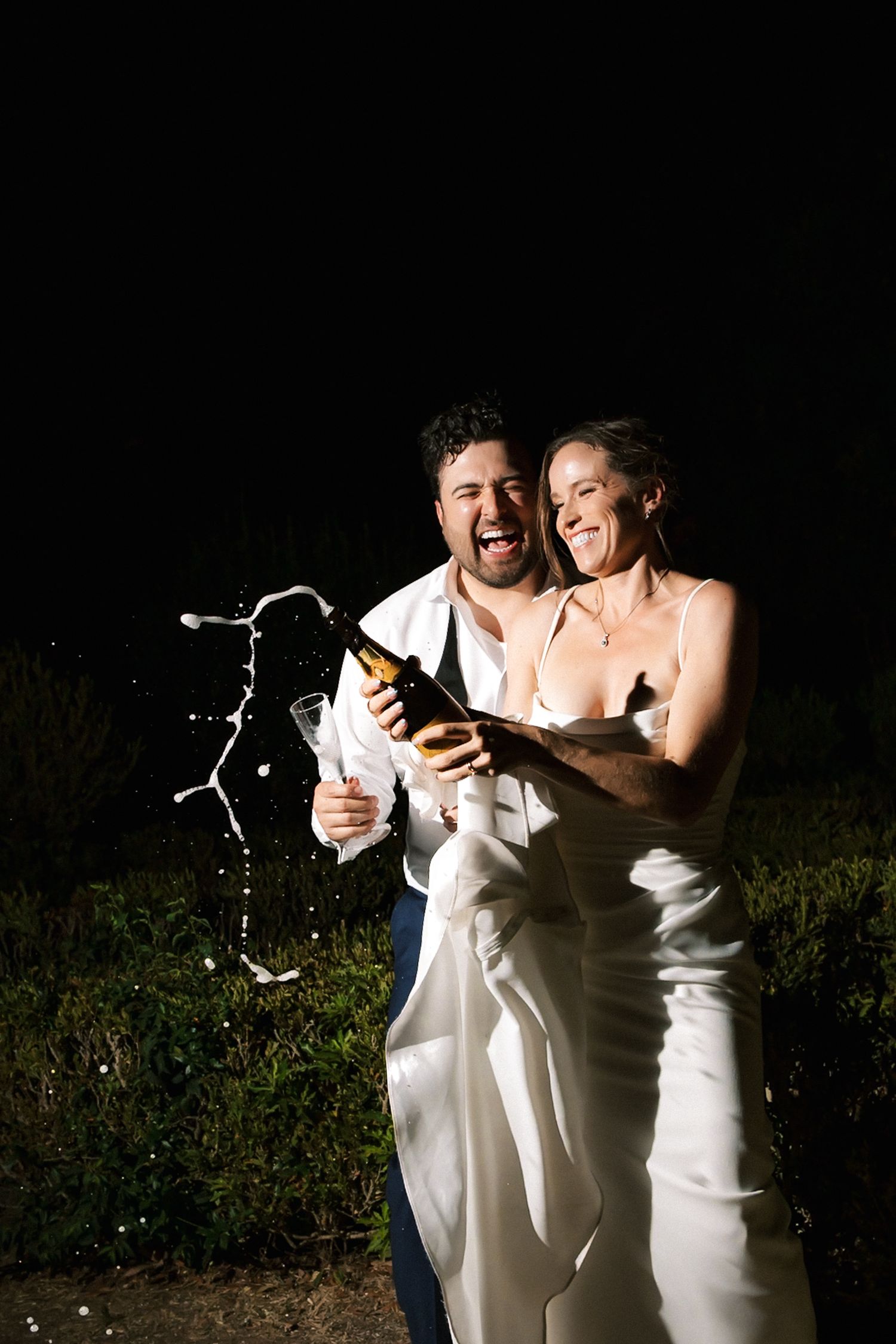 Joyful candid moments during Rachael and Aaron’s Quinta do Torneiro wedding in Lisbon, Portugal