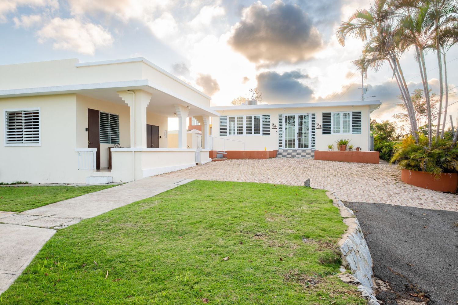 Real estate photo for a short-term rental in Aguas Buenas, Puerto Rico. Building exterior.