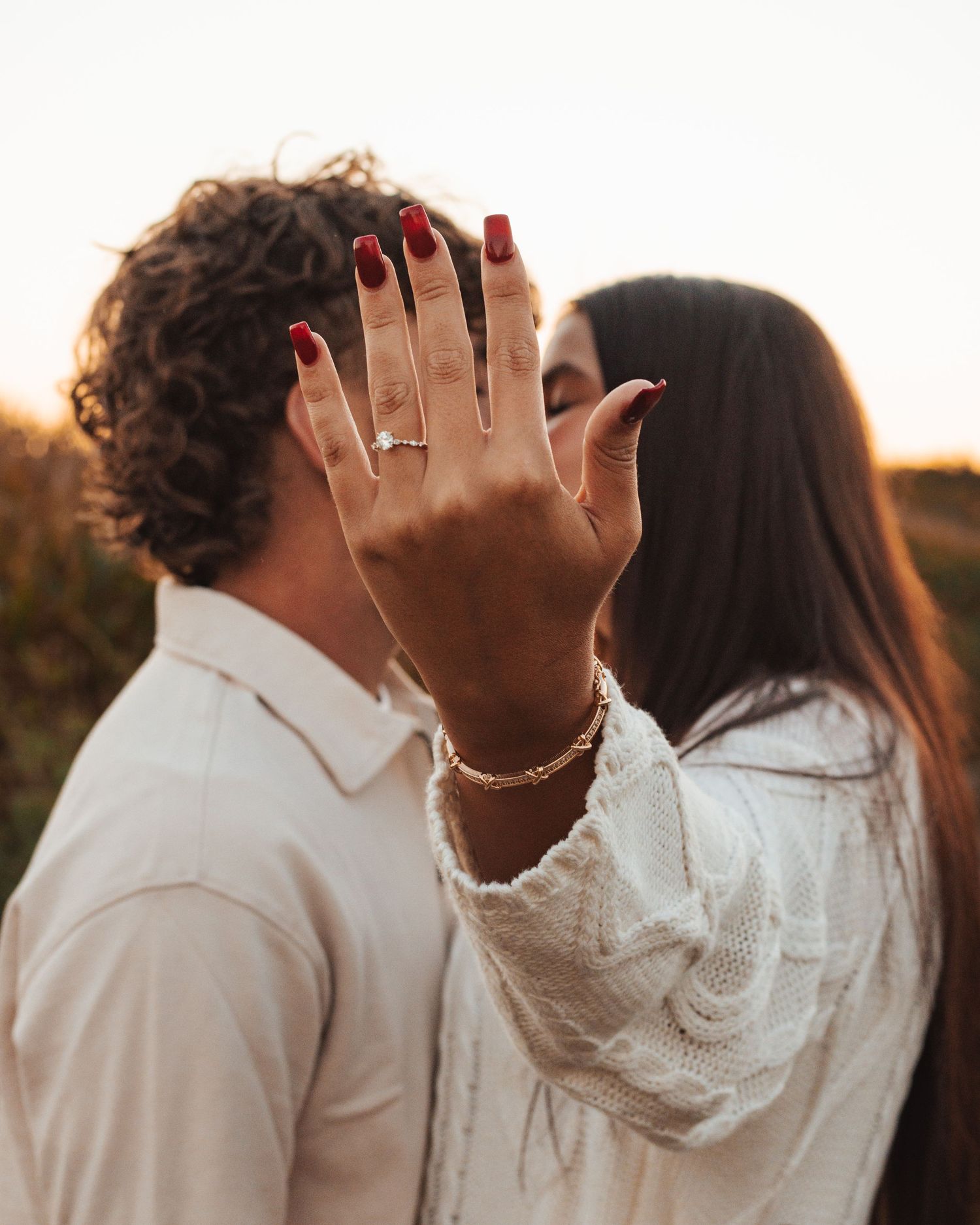 Engagement Session. Timeless, Golden, Details