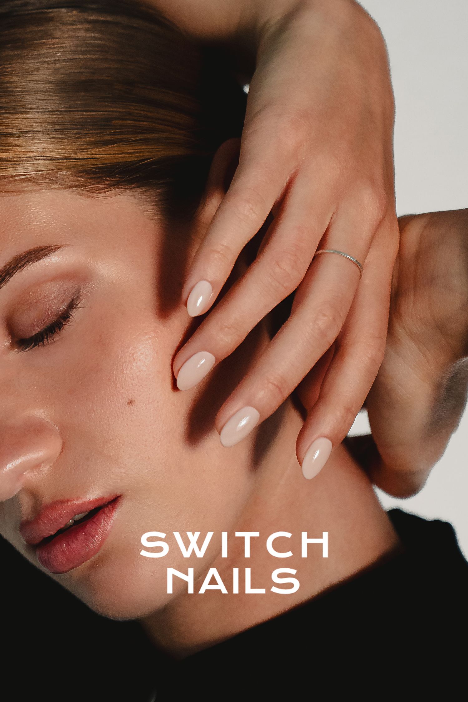 SWITCH NAILS