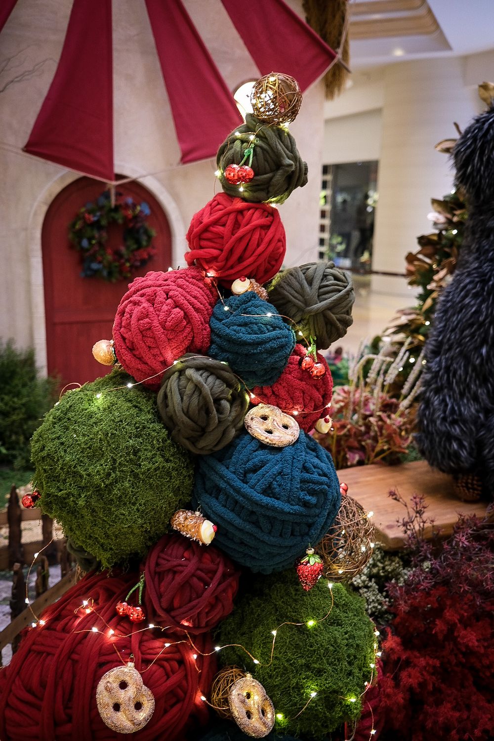 Metapixels Photography
Copyright Image 2024
Hong Kong - Christmas Decorations