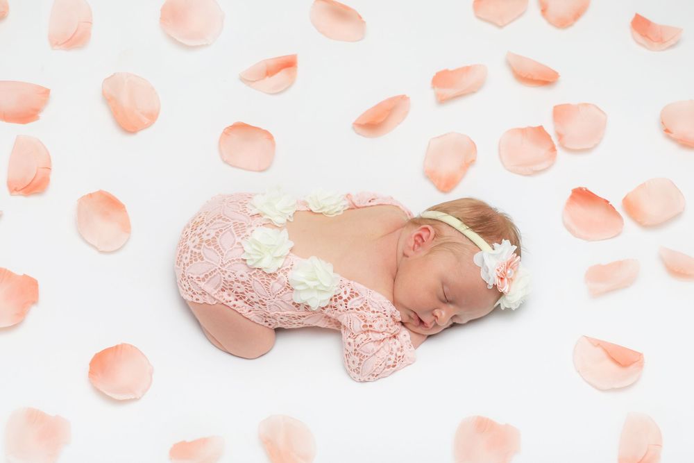 Northwest Arkansas newborn photographer