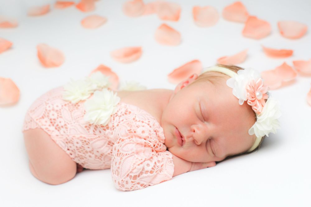Northwest Arkansas newborn photographer