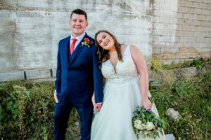 Wedding photos in Springfield, Missouri by Angie Reed Photography