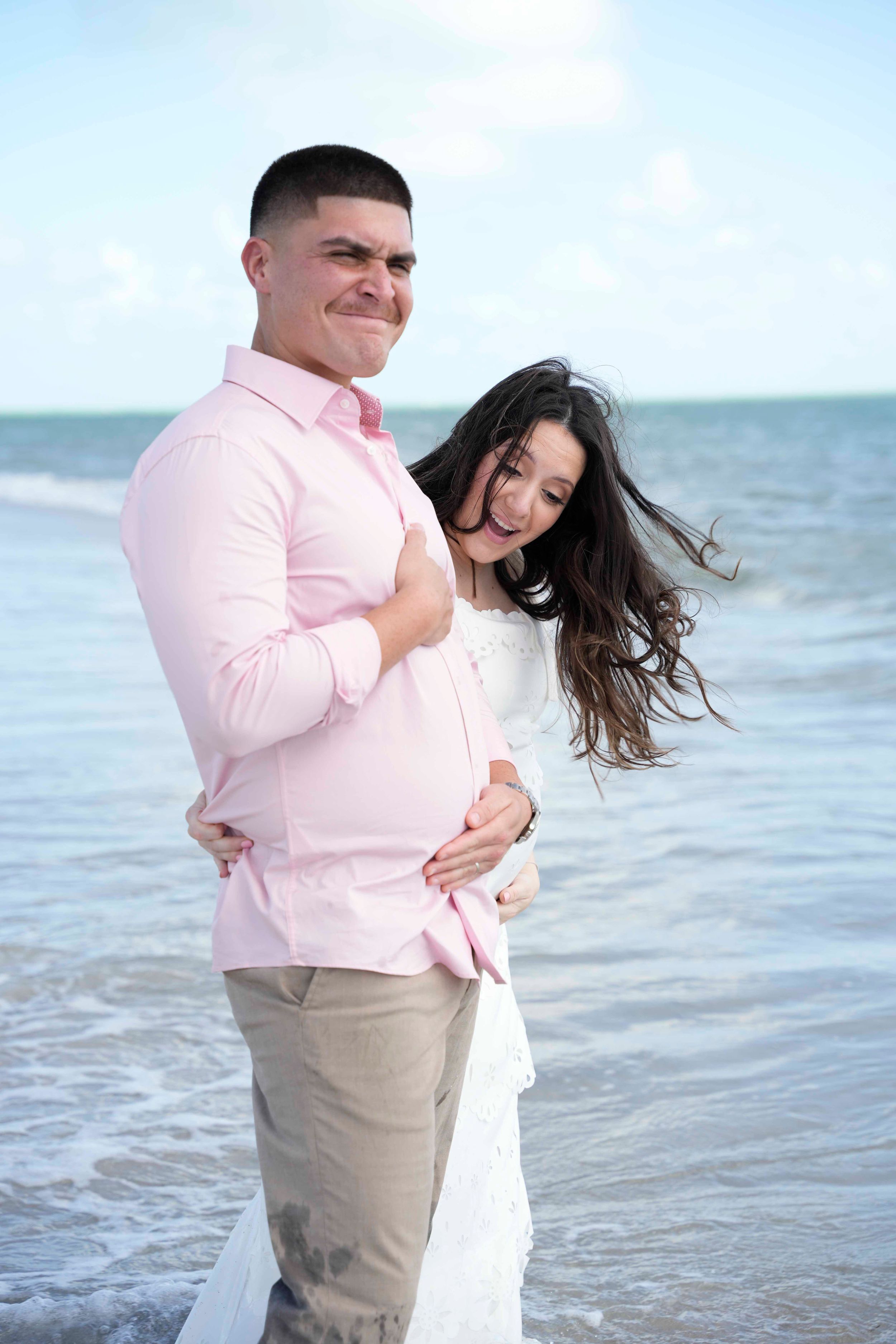 Jessica Maternity Photoshoot at de beach