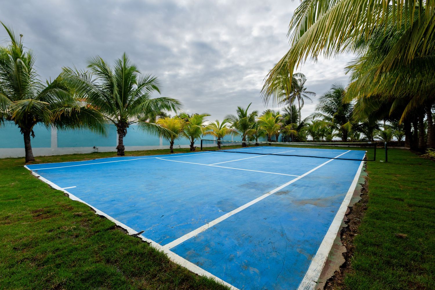 Tennis court. Beach house in Vega Baja, Puerto Rico.