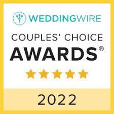 WeddingWire Couples Choice Awards 2022 badge with five gold stars on white and yellow background.