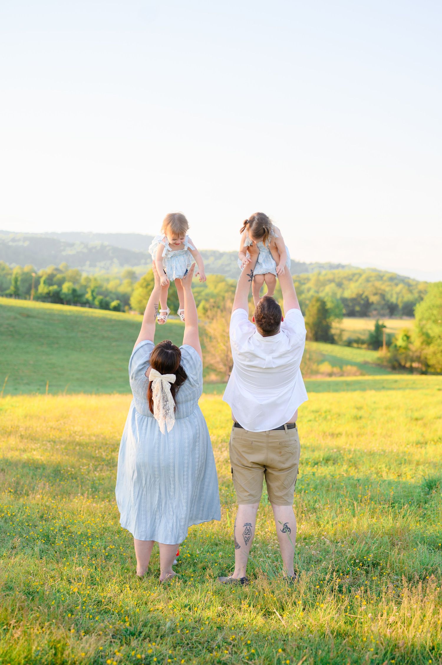 Light and airy outdoor family session at Sweet Briar College in Amherst, VA.