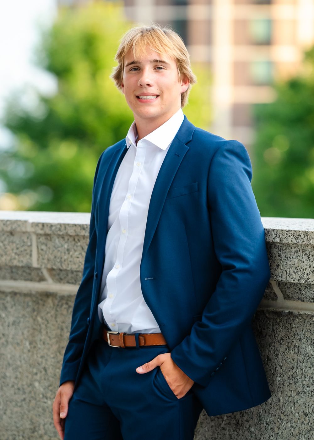 Senior grad photos, Duluth Courthouse senior grad photos