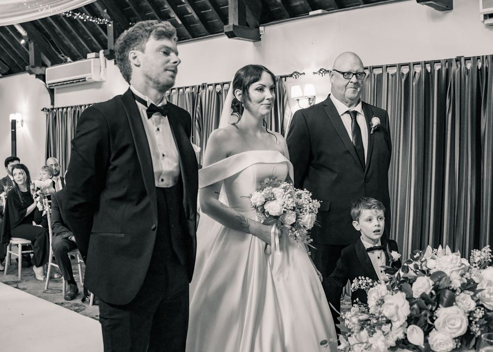 BRIDAL PORTRAITS NORFOLK WEDDING DUNSTON HALL NORWICH BLACK TIE WEDDING