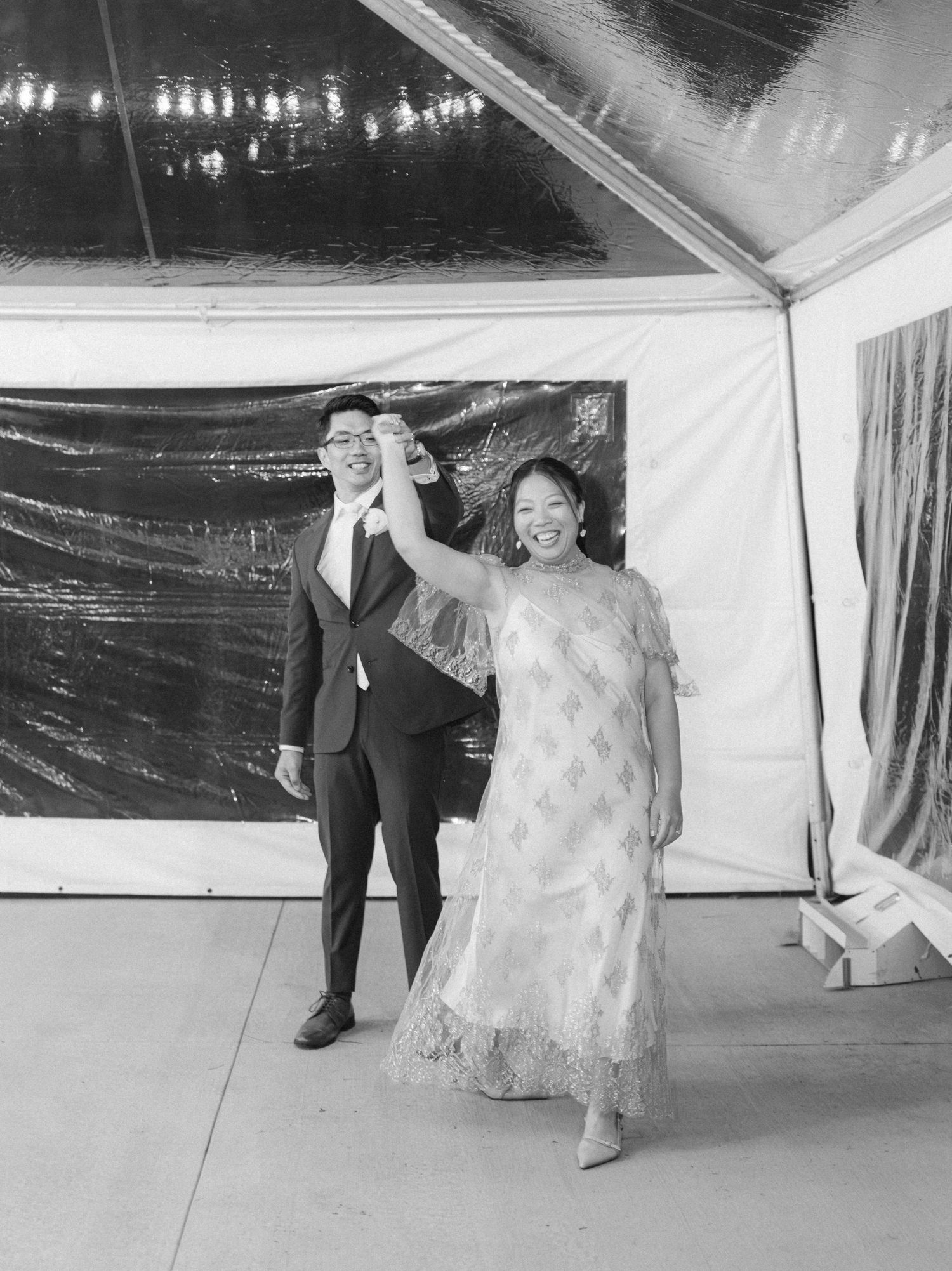Jeanie Jang Photo Classic Timeless New York Film Wedding Photographer