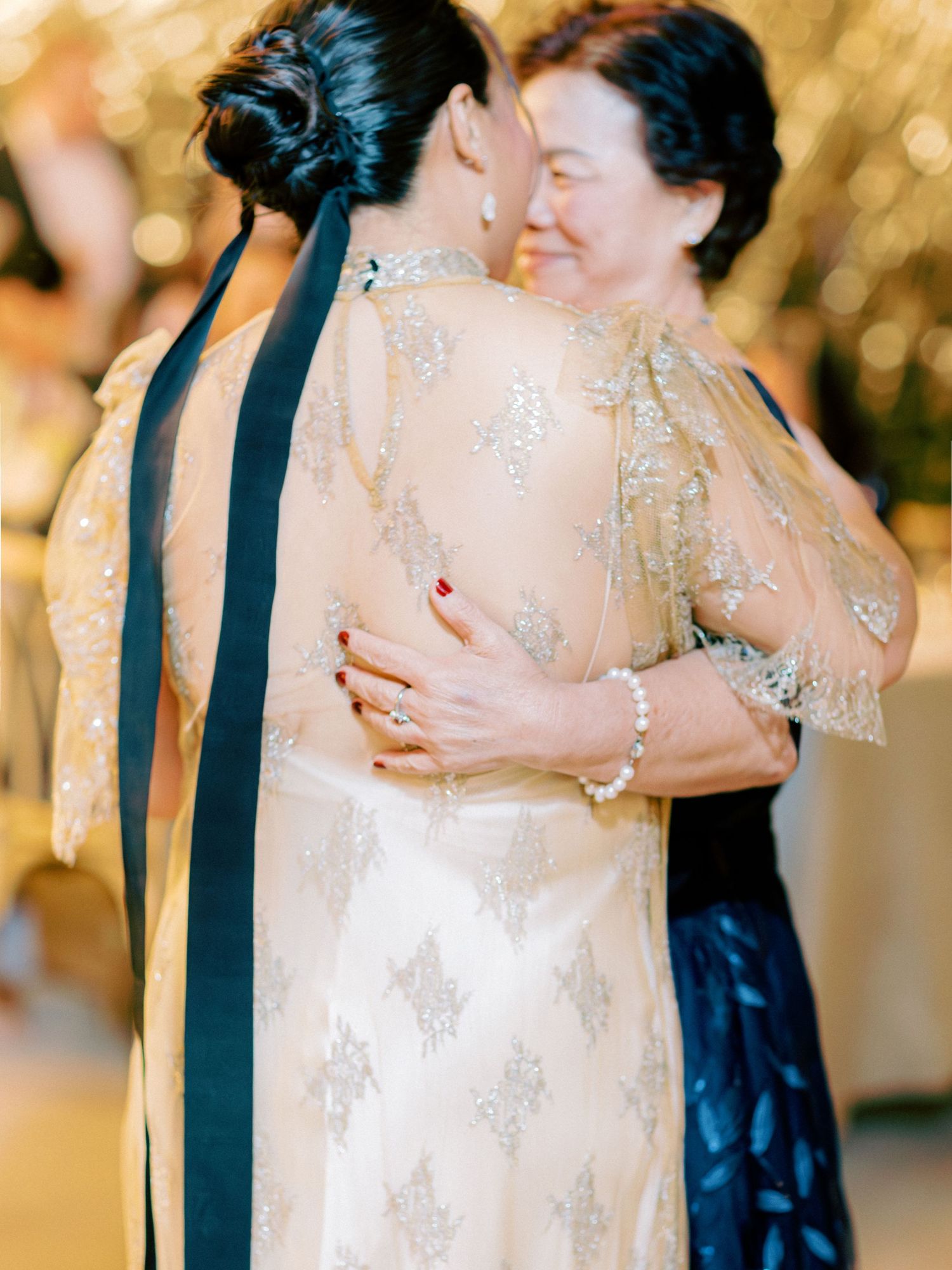 Jeanie Jang Photo Classic Timeless New York Film Wedding Photographer Campton Hotel Wedding