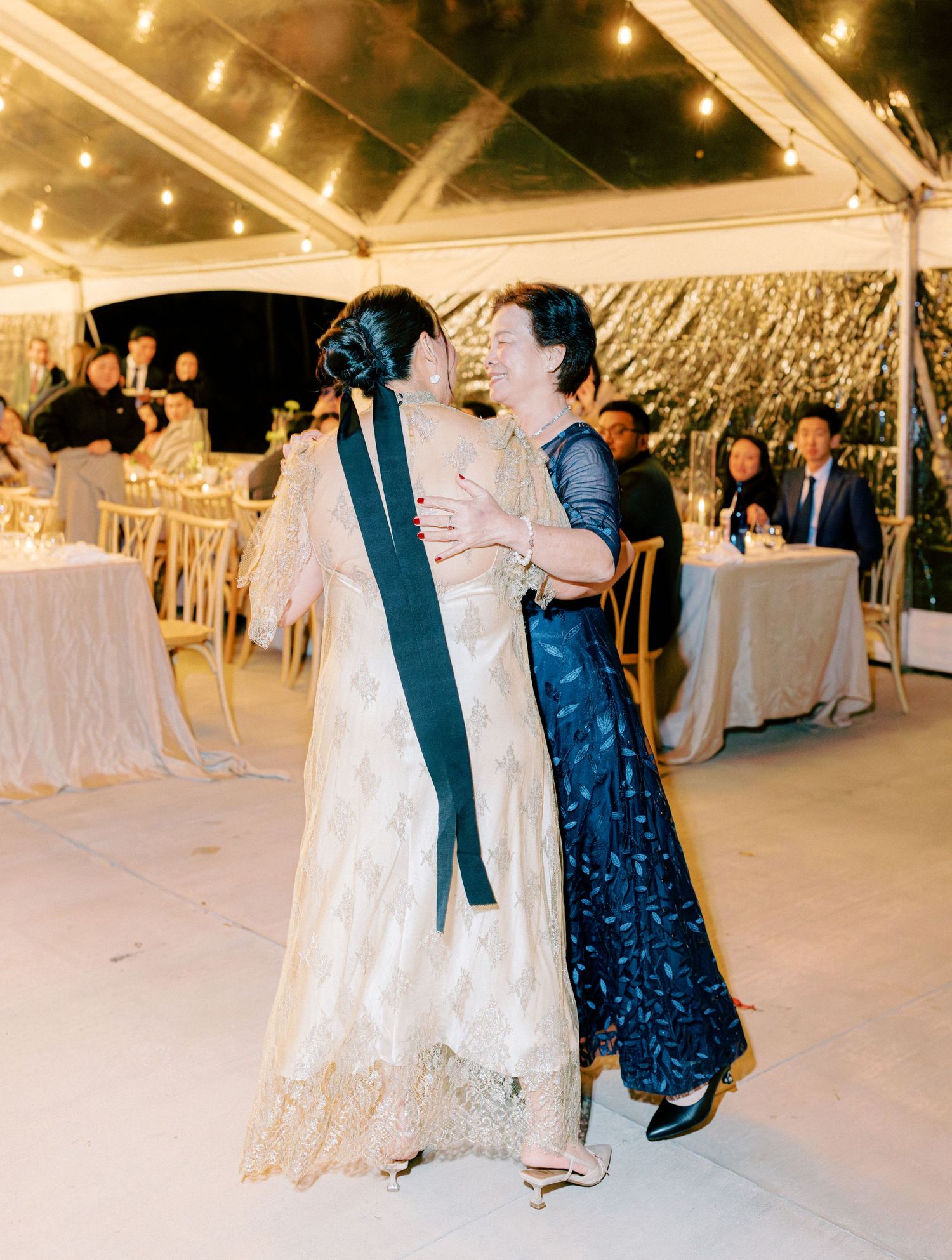 Jeanie Jang Photo Classic Timeless New York Film Wedding Photographer Campton Hotel Wedding