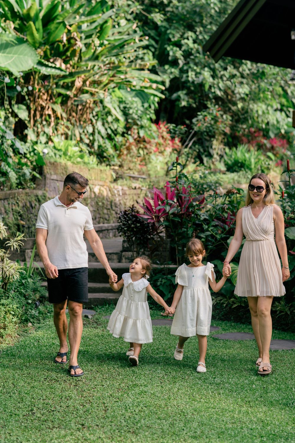 Bali family holiday photography session at The Samaya Ubud