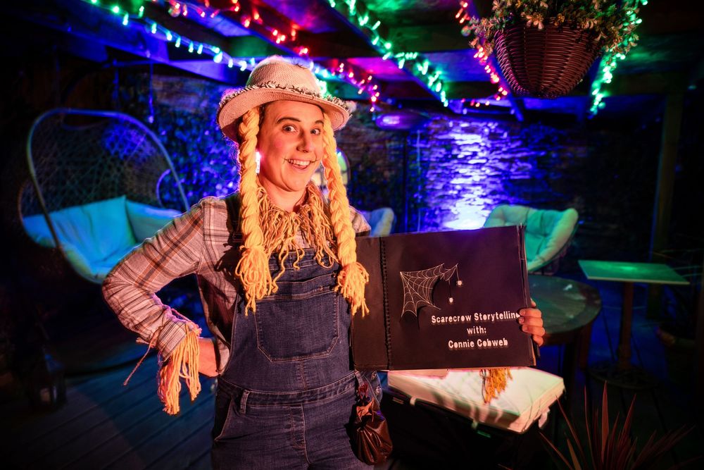 Event photography Halloween party at Plas Dolguog
