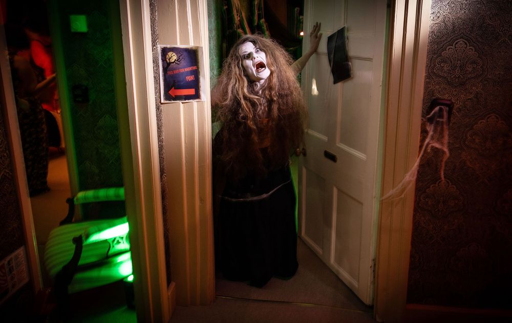 Event photography Halloween party at Plas Dolguog