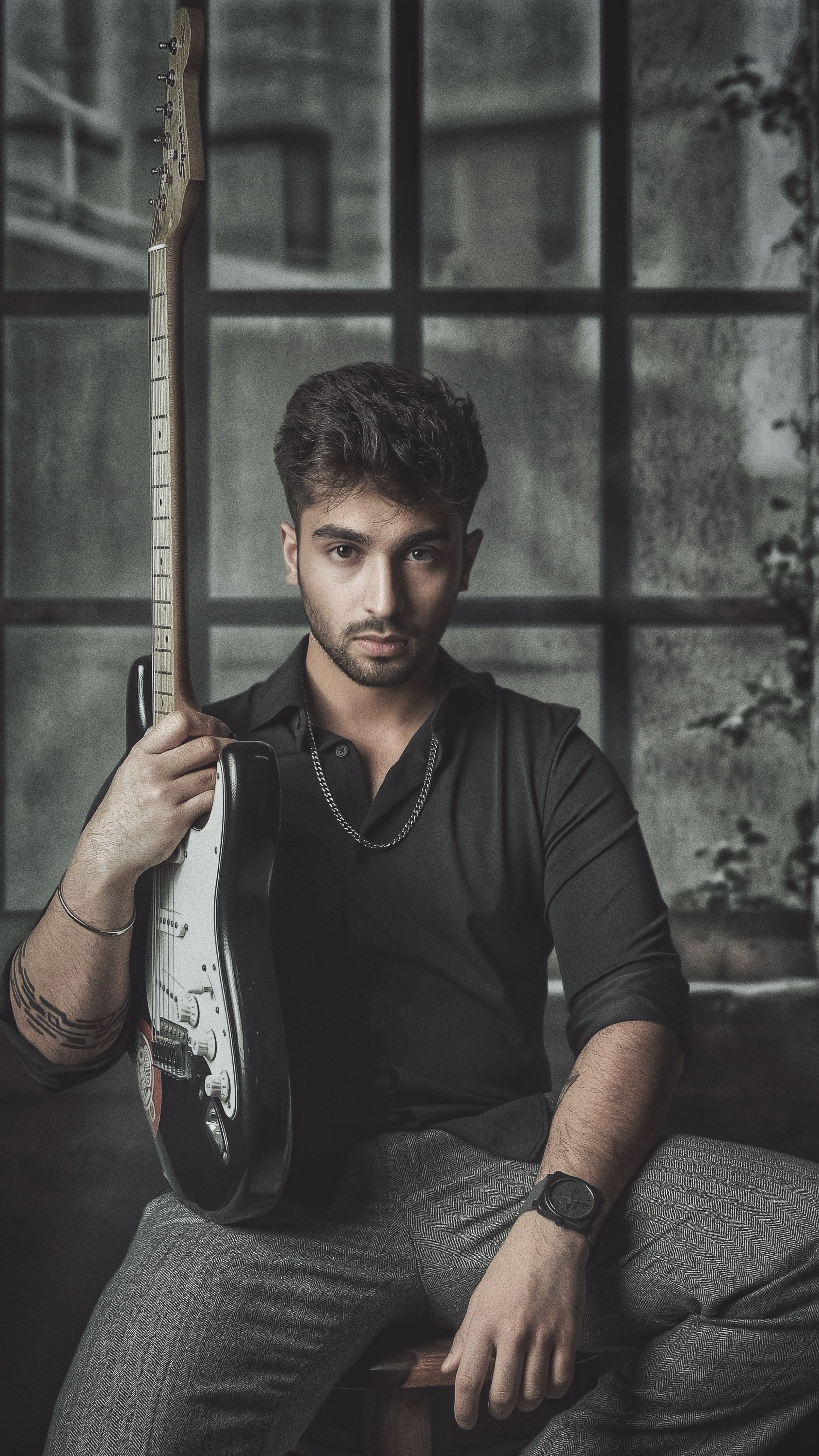 Creative fashion photoshoot in Kirti Nagar, Delhi with moody editorial styling