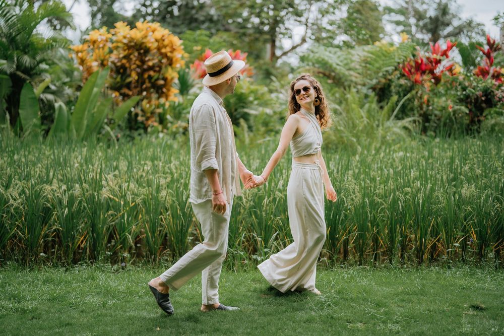 Professional couple photography at Adiwana Suweta Ubud, Bali.