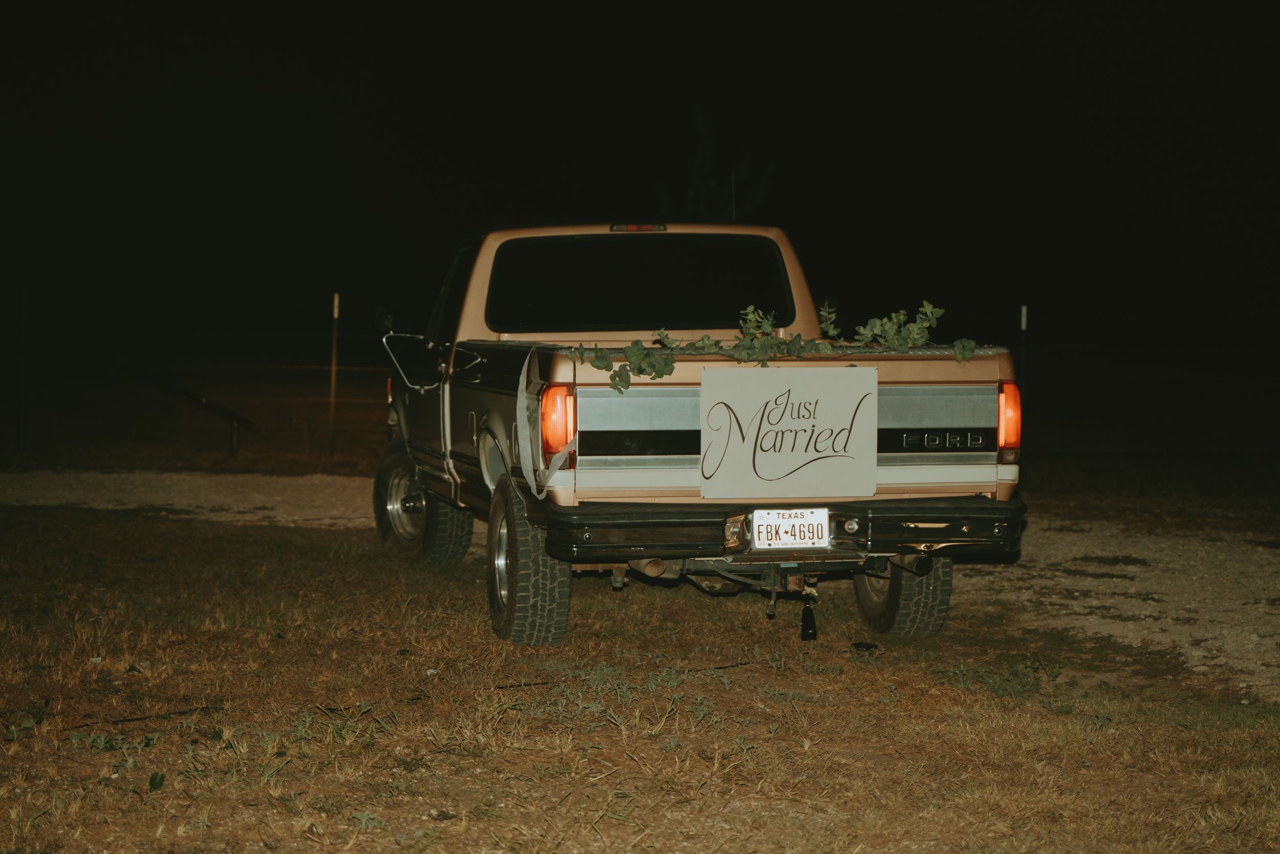 Vintage Wedding Photography In Texas, backyard wedding photographer-affordable and retro style