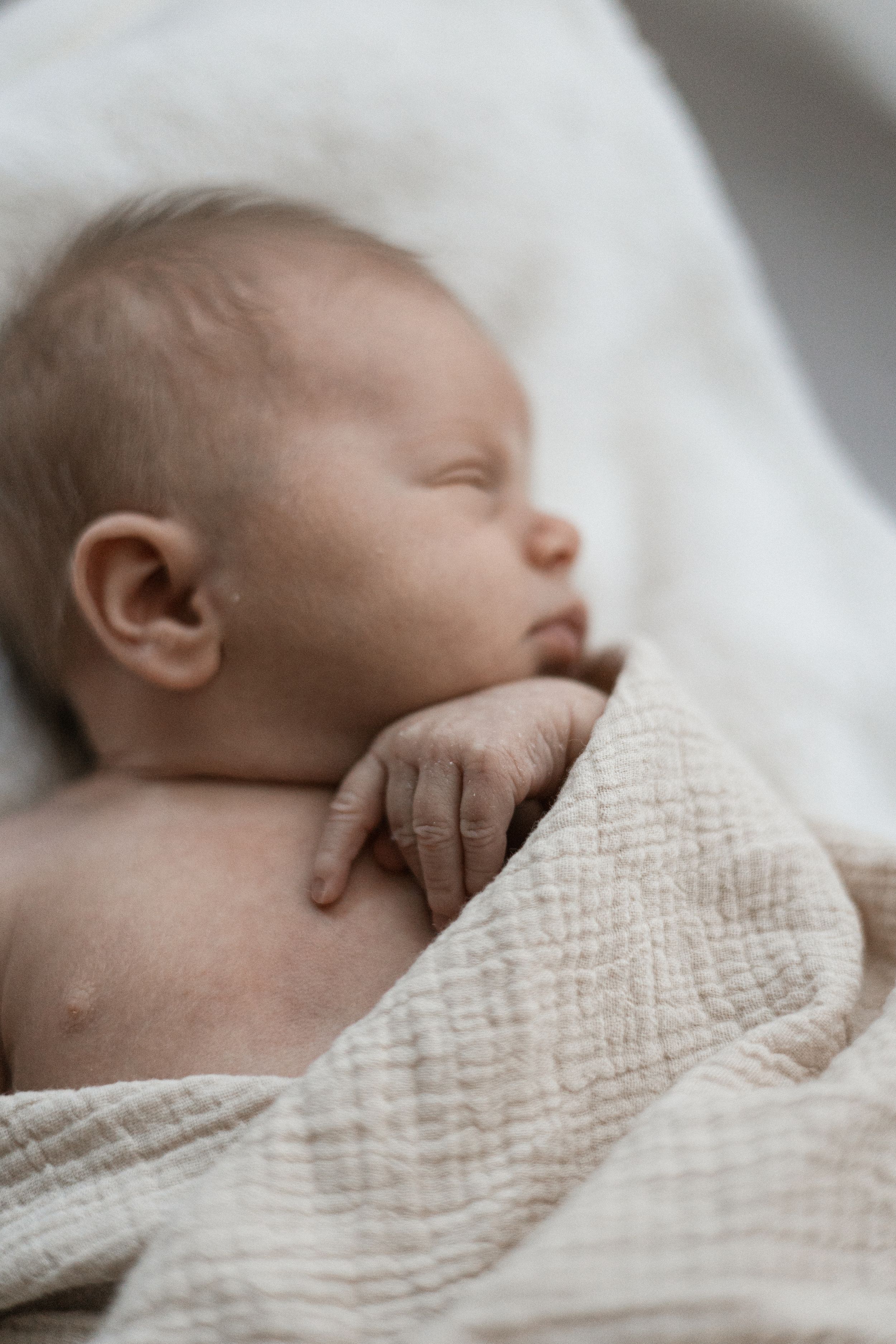 Newbornshooting, neugeborenen Shooting, Babyshooting, Detailaufnahme