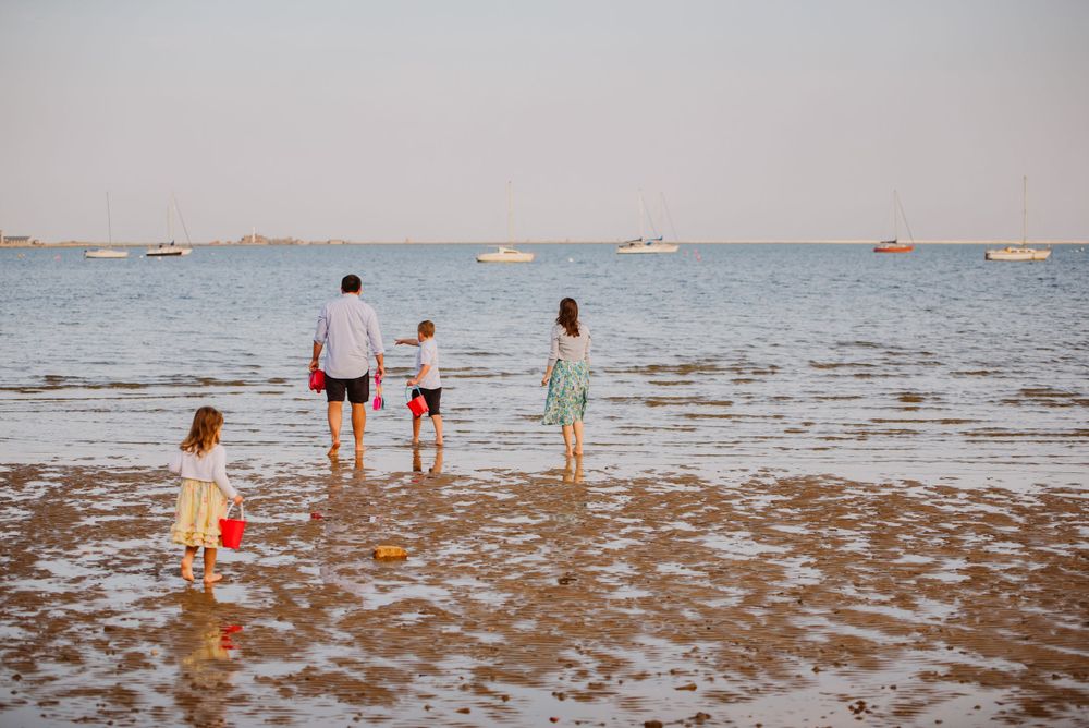 Family candid beach photoshoot Weymouth, Dorset. Dorset Family photographer. Weymouth Photographer. Candid Photography