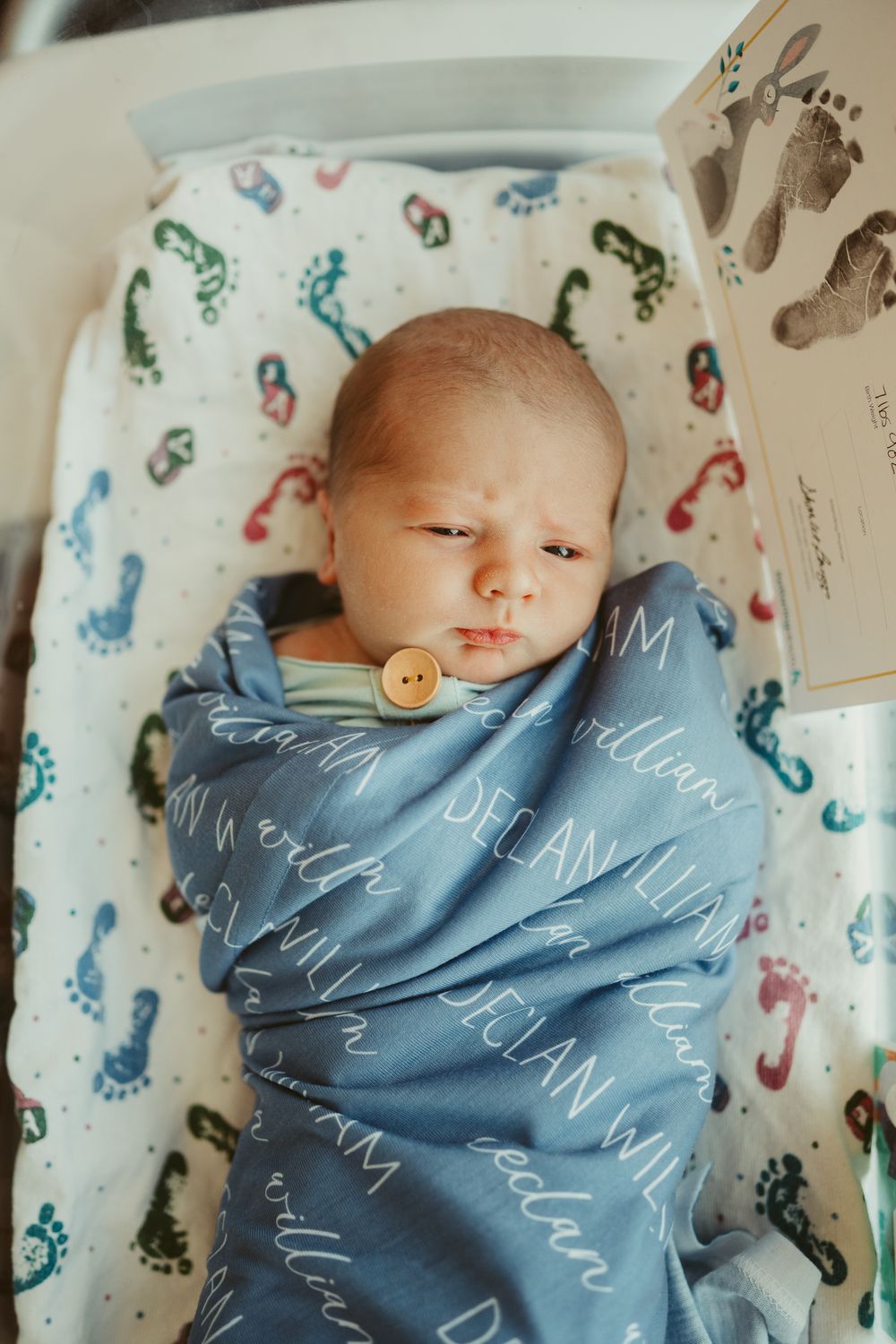 Fresh 48 session by Dayton, Ohio based newborn photographer Disney Magic Photography, serving Beavercreek, Bellbrook, Kettering and more.