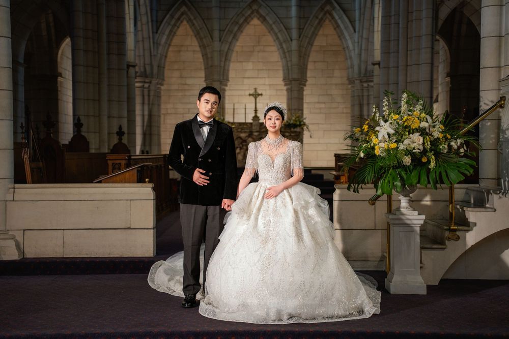 Classic and elegant church pre-wedding photography captured inside the historic St Matthew-in-the-City, Auckland.